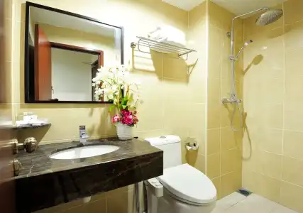Hallmark Leisure - 8