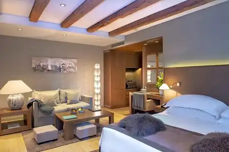 Hôtel Les Armures - 106