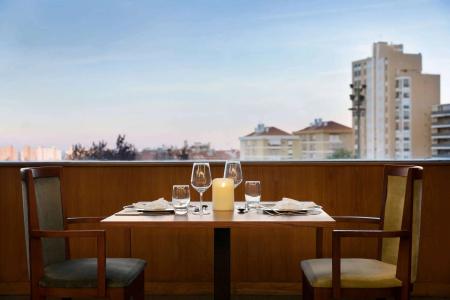 Ramada by Wyndham Lisbon - 23