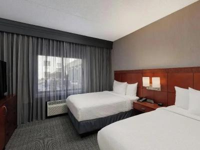 Courtyard Denver Central Park - 30