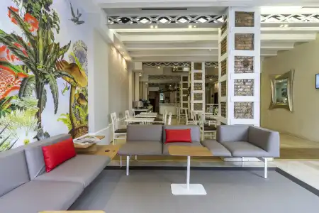 Atarazanas Málaga Boutique - 36