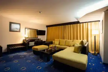 Grand Hebar - 42