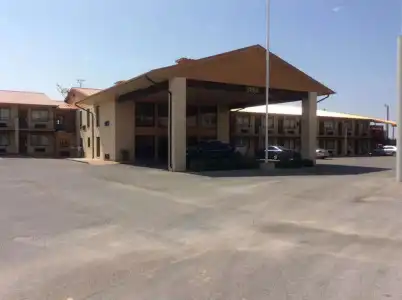 Days Inn by Wyndham Abilene - 0