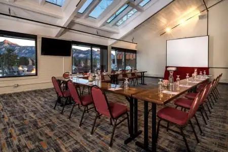 Holiday Inn Estes Park by IHG - 40