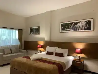 Kuta Suci Guest House - 65