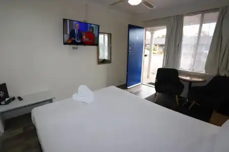 Reign Inn Newcastle - 35