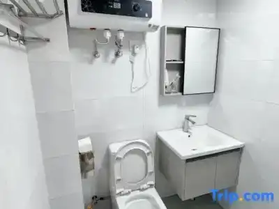 Xiangxueyuan Esports - 11