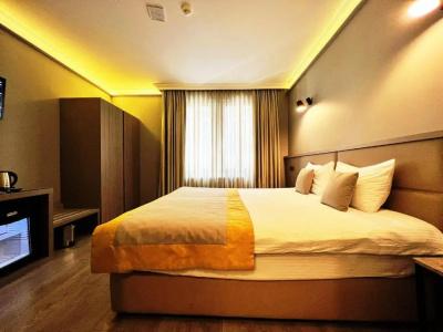 Seraglio & Suites - 61