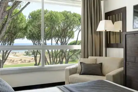 Bellevue & Resort - 129