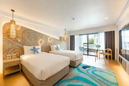 LIV Phuket Patong Beachfront - 28