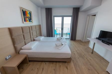 Saranda Palace - 26