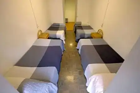 Lenin Hostel Barcelona - 56