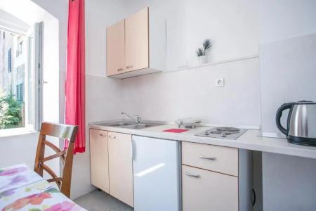 Garden Apartment - 140