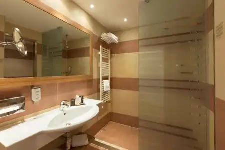 Leonardo Lago di Garda - Wellness & Spa - 7