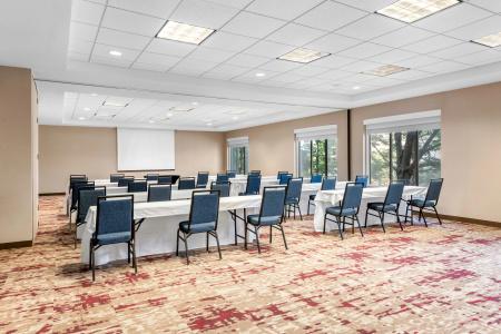 Hilton Garden Inn Overland Park - 37
