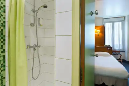 Hôtel Aurore Paris Gare de Lyon - 9