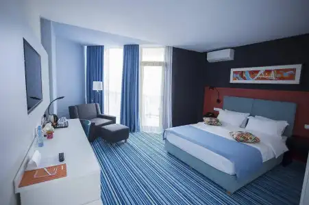 ApartTangerine - 47