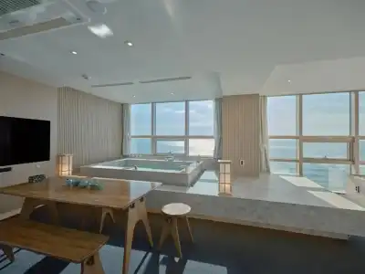 UH Suite The Haendae - 26