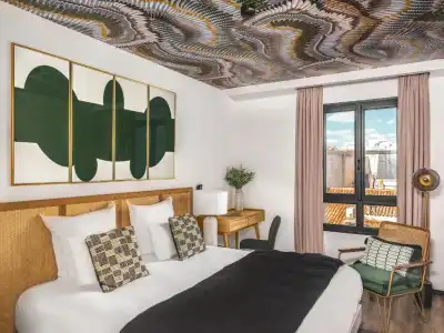 Maisons du Monde Hôtel & Suites - La Rochelle Vieux Port - 96