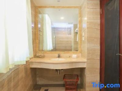 Jinhuayue International - 126