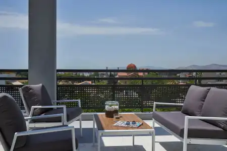 NLH KERAMEIKOS - Neighborhood Lifestyles - 49