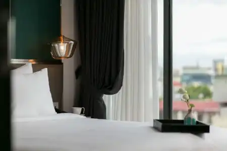 Aurora Premium - A Lifestyle - 6