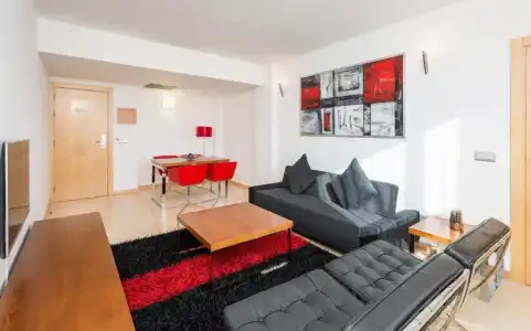 Zentral Ave - 79