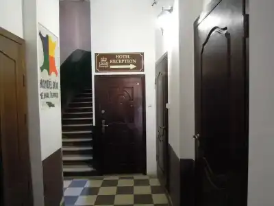Tsisar Bankir - 10