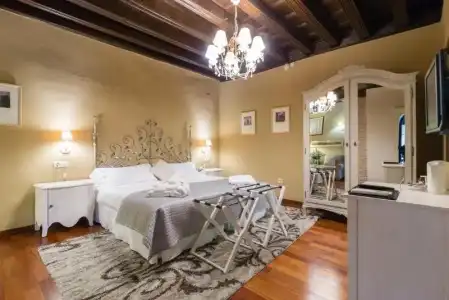 Palacio de Mariana Pineda - 49