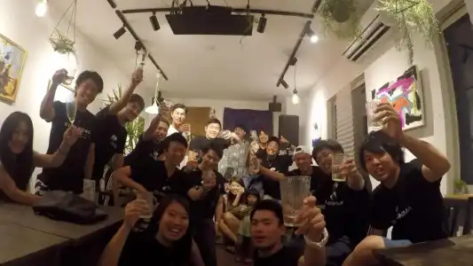 IZA Enoshima Guesthouse&Bar - Hostel - 23