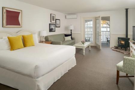 Spruce Point Inn - 62