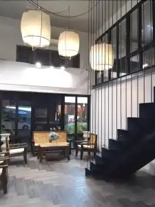 The August Hostel - 18