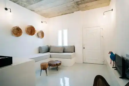 Mesanto Luxury Suites - 63