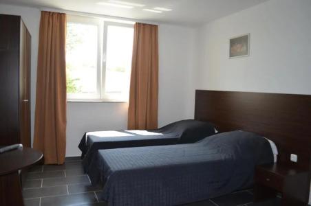 Zwei Raben Pension - 57