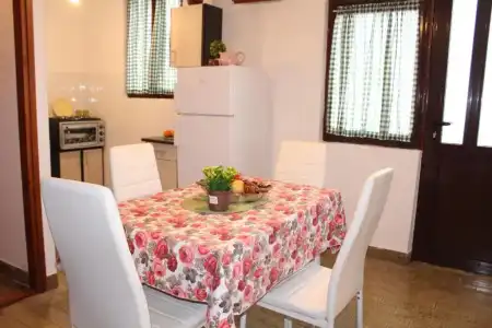 Guest House Tomanovic - 86
