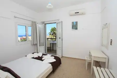 Iraklis Studios & Apartments - 112