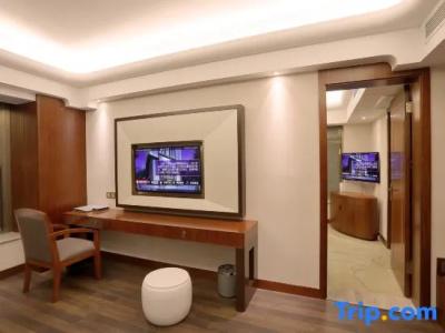 Lujia International - 119