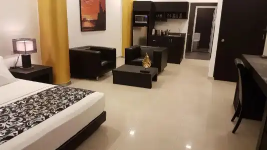 East Suites - 91