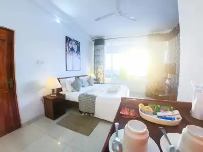 Romance Hills - 115