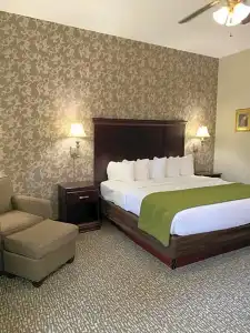 Quality Inn Eureka Springs South - 72