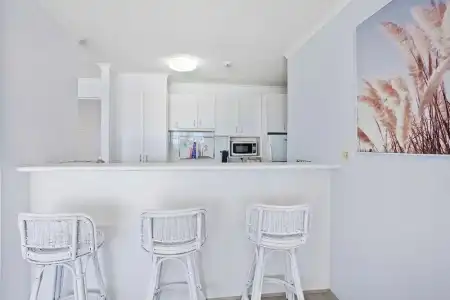 Baronnet Apartments - 50