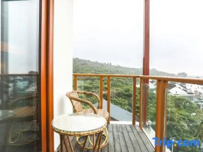 East Tai Lake Grand - 90