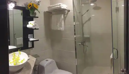 Sunrise Central - 9