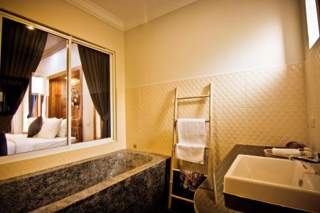 Ravorn Villa Boutique - 6