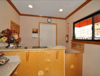 Geary Parkway Motel At Mine Hospitality - 15