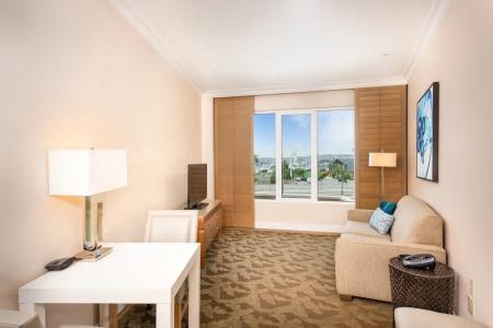 DoubleTree by Hilton San Diego Bayside - 108