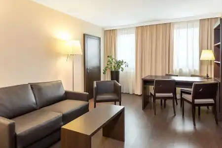 NH Danube City - 16