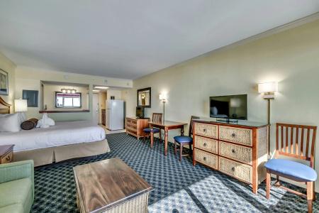 Dunes Village Resort - 4