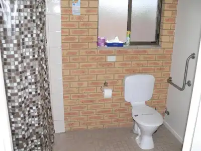 Begonia City Motor Inn - 41