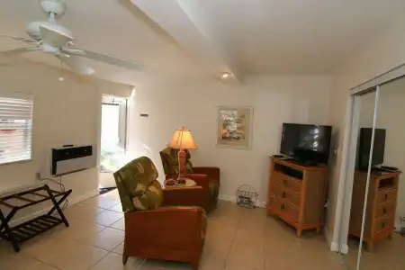 Venice Beach Villas - 5